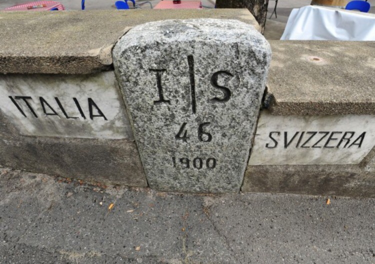 La Svizzera teme un’invasione: militari per controllare il confine