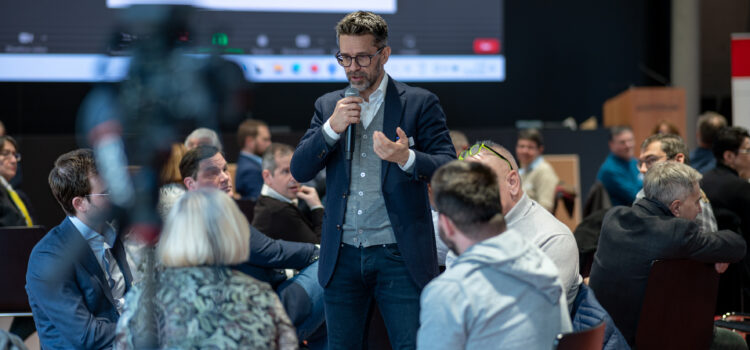 Il quinto Simposio sui rapporti tra Cantone e Comuni segna l’avvio della revisione totale LOC